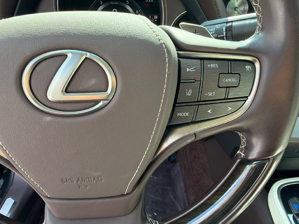Used 2018 Lexus LS 500 RWD image 26