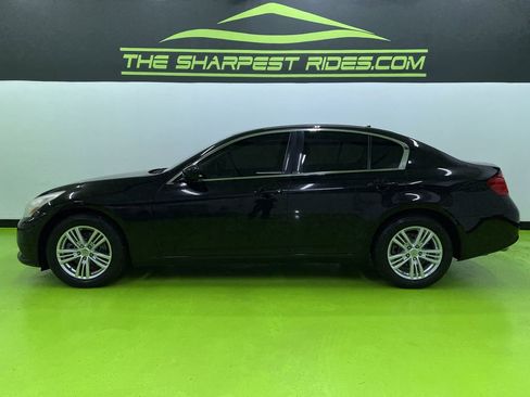 Used 2013 INFINITI G37 x Sedan w/ Premium Pkg AWD/4WD image 6