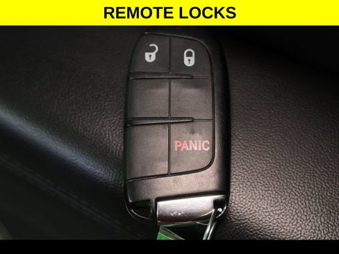 Used 2020 Jeep Grand Cherokee Laredo AWD/4WD image 8