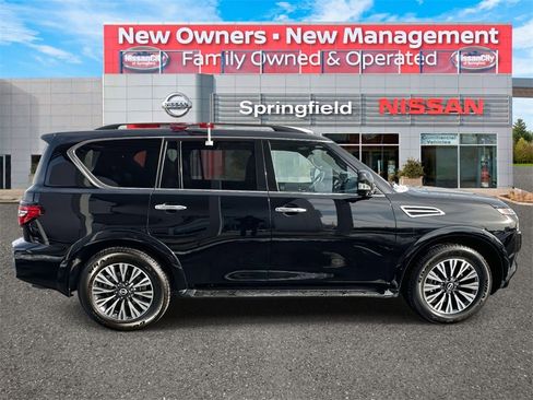 Certified 2023 Nissan Armada SL w/ Midnight Edition Package image 4