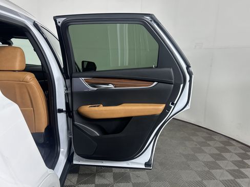 New 2025 Cadillac XT5 Premium Luxury w/ Technology Package image 39