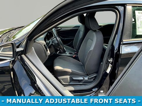 Used 2025 Volkswagen Jetta Sport FWD image 20