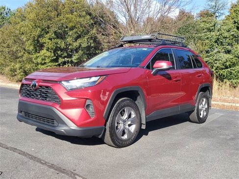 Used 2024 Toyota RAV4 XLE image 28