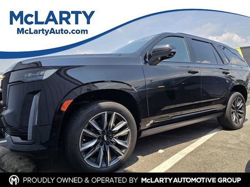 Used 2024 Cadillac Escalade Sport w/ LPO, ONYX Package AWD/4WD image 1