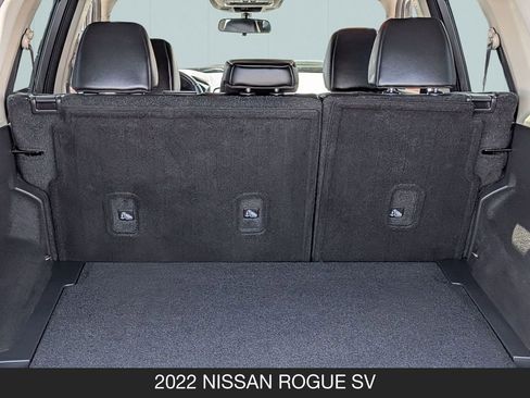 Used 2022 Nissan Rogue SV w/ SV Premium Package FWD image 24