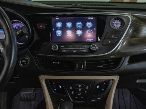 Used 2020 Buick Envision Essence FWD image 4