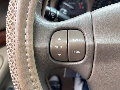 Used 2004 Buick Le Sabre Custom FWD image 21