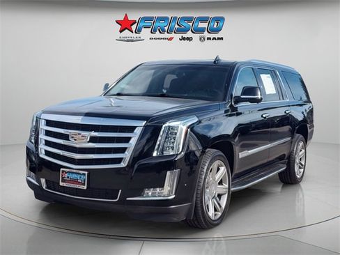 Used 2018 Cadillac Escalade ESV Luxury image 4