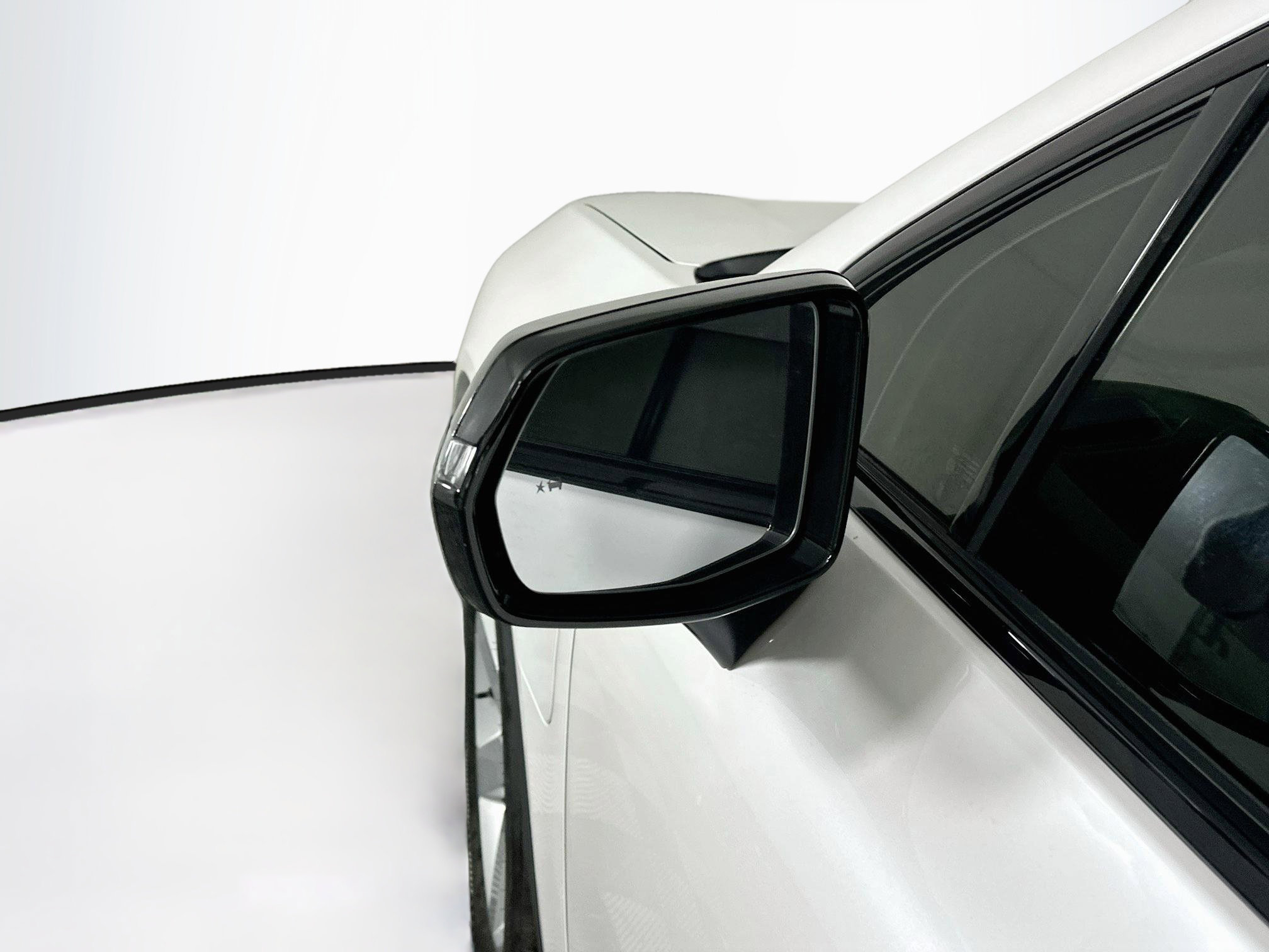 Used 2025 Honda Prologue Eco image 16
