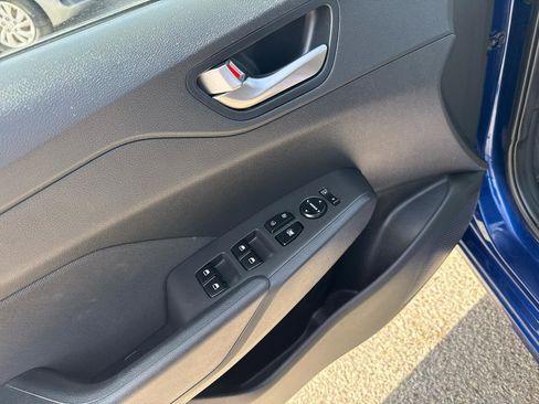 Used 2020 Hyundai Accent SE image 12