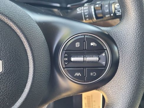 Used 2025 Kia Soul S FWD image 14