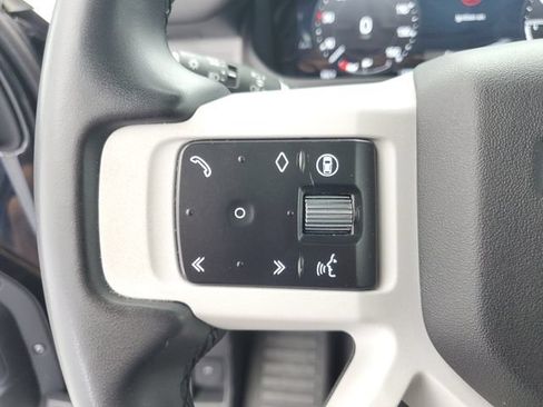 Used 2025 Land Rover Defender 110 S AWD/4WD image 20