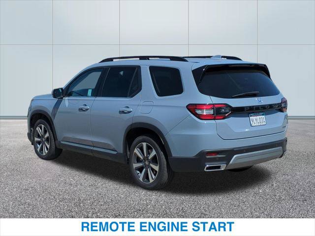 Certified 2025 Honda Pilot Touring image 9