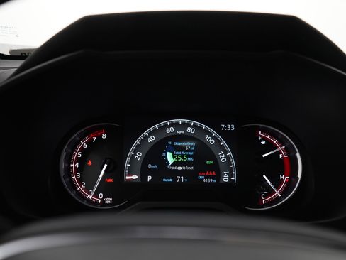 Used 2025 Toyota RAV4 XLE w/ Convenience Package AWD/4WD image 28