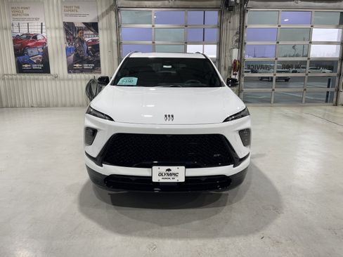 New 2026 Buick Enclave Sport Touring w/ Power Package image 3