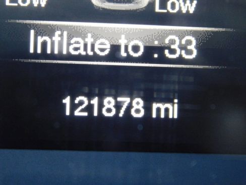 Used 2015 Jeep Cherokee Latitude image 10