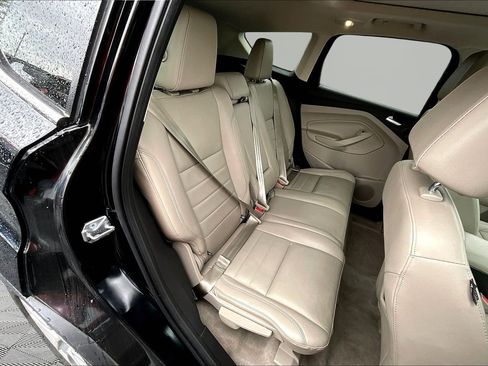 Used 2016 Ford Escape Titanium image 25