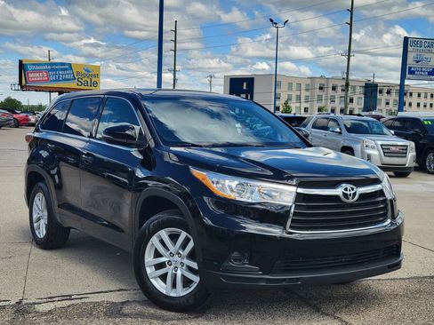 Used 2014 Toyota Highlander LE FWD image 59