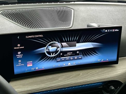 Certified 2025 BMW i4 eDrive40 image 17