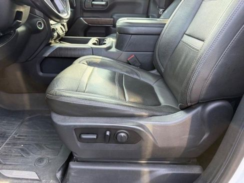 Used 2020 GMC Sierra 2500 Denali w/ Denali Ultimate Package AWD/4WD image 18