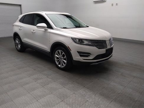 Used 2017 Lincoln MKC Select w/ Select Plus Package AWD/4WD image 13