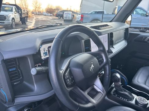 Used 2024 Ford Bronco Black Diamond w/ Sasquatch Package image 12
