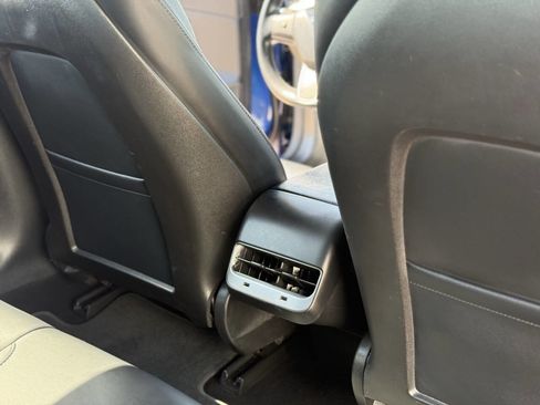 Used 2018 Tesla Model 3 Long Range RWD image 15