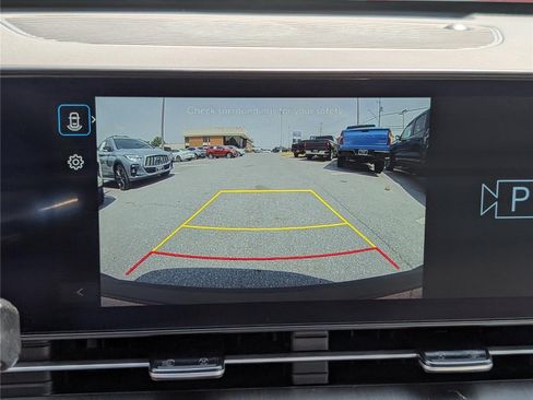Used 2025 Hyundai Kona SEL AWD/4WD image 27