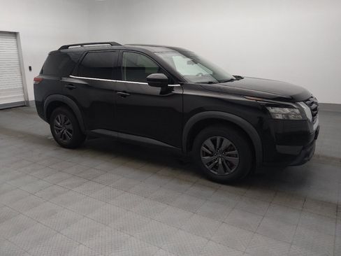 Used 2023 Nissan Pathfinder SV FWD image 11
