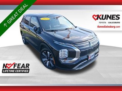 Used 2025 Mitsubishi Outlander SE