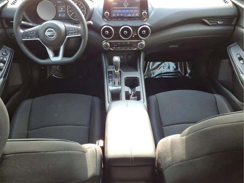 Used 2023 Nissan Sentra S image 11