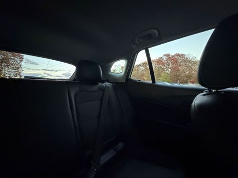 Used 2025 Chevrolet Trax LT image 35