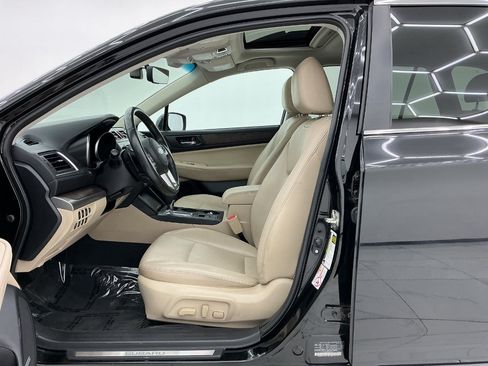 Used 2017 Subaru Outback 3.6R Limited AWD/4WD image 14