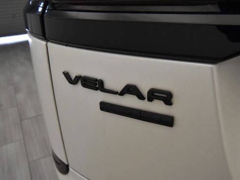Used 2020 Land Rover Range Rover Velar S image 31