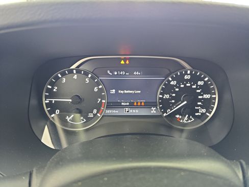 Certified 2023 Nissan Frontier SV w/ SV Premium Package image 18