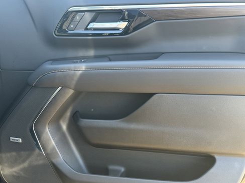 New 2026 Chevrolet Tahoe Premier w/ Sun And Tow Package AWD/4WD image 14