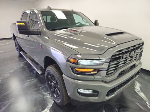 New 2026 RAM 2500 Tradesman AWD/4WD image 22