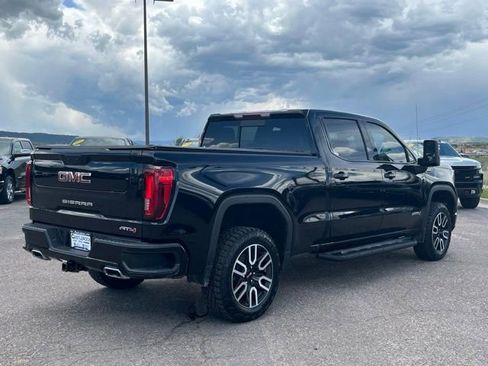 Used 2022 GMC Sierra 1500 AT4 w/ AT4 Preferred Package AWD/4WD image 6