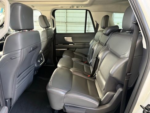 Used 2025 Ford Expedition Max Active image 19