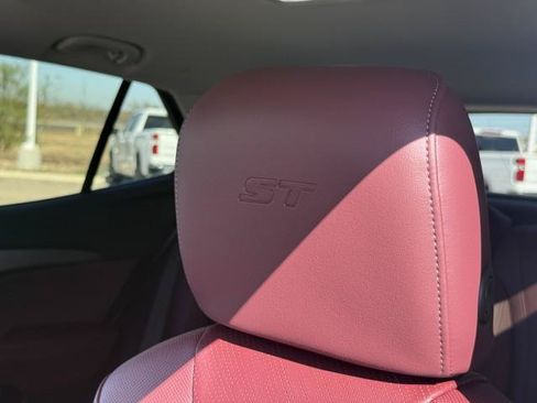 New 2026 Buick Envision Sport Touring AWD/4WD image 18