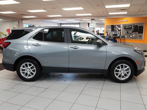 Used 2024 Chevrolet Equinox LT image 14