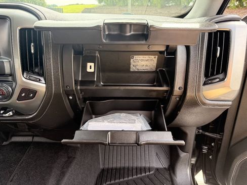 Used 2019 Chevrolet Silverado 2500 LTZ w/ Duramax Plus Package AWD/4WD image 31