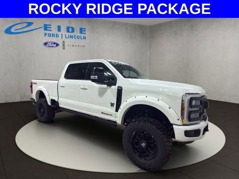 New 2026 Ford F250 Lariat w/ Black Appearance Package AWD/4WD image 1