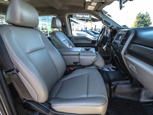 Used 2021 Ford F450 XL w/ Power Equipment Group image 27