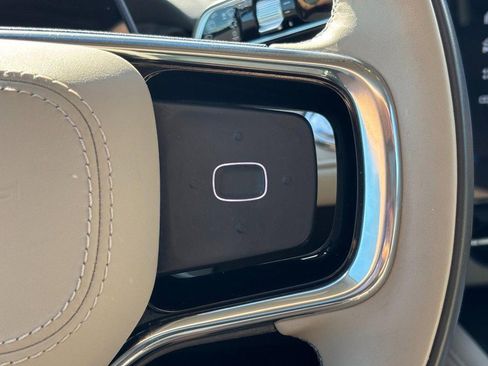 Certified 2024 Lincoln Nautilus Reserve w/ Equipment Group 203A image 18