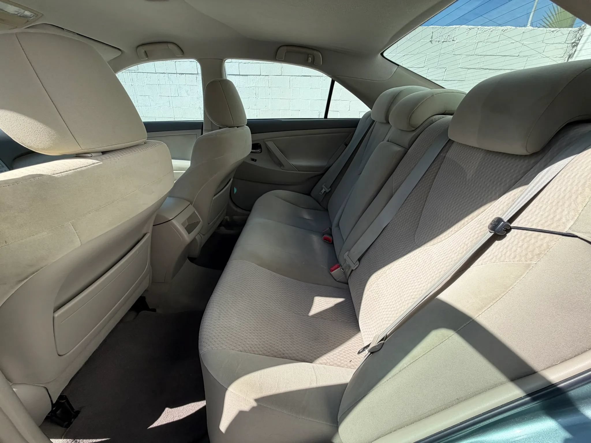 Used 2011 Toyota Camry LE FWD image 43