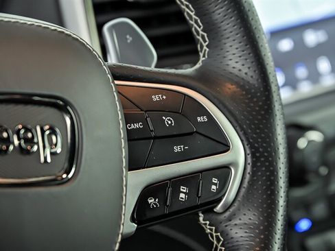 Used 2018 Jeep Grand Cherokee Trackhawk AWD/4WD image 23