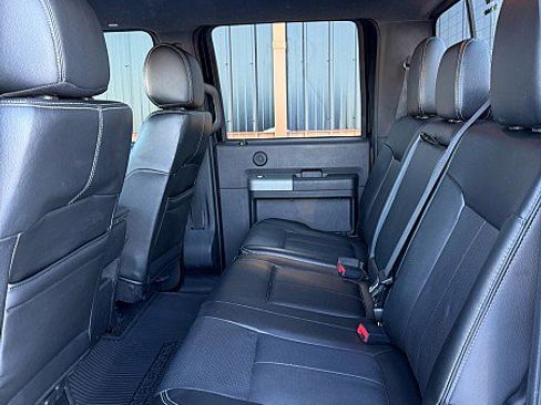 Used 2016 Ford F250 Lariat w/ Chrome Package image 9