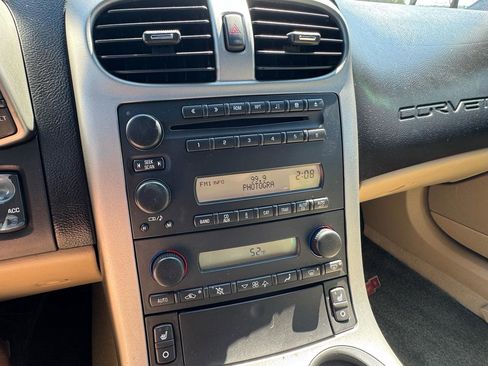 Used 2005 Chevrolet Corvette Coupe w/ Preferred Equipment Group image 20