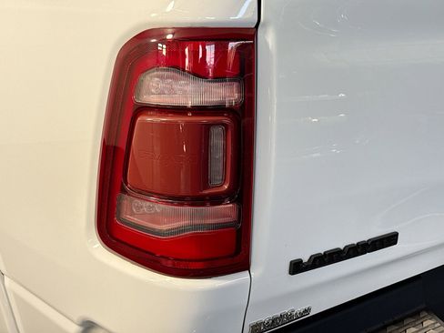 Used 2020 RAM 1500 Laramie image 36